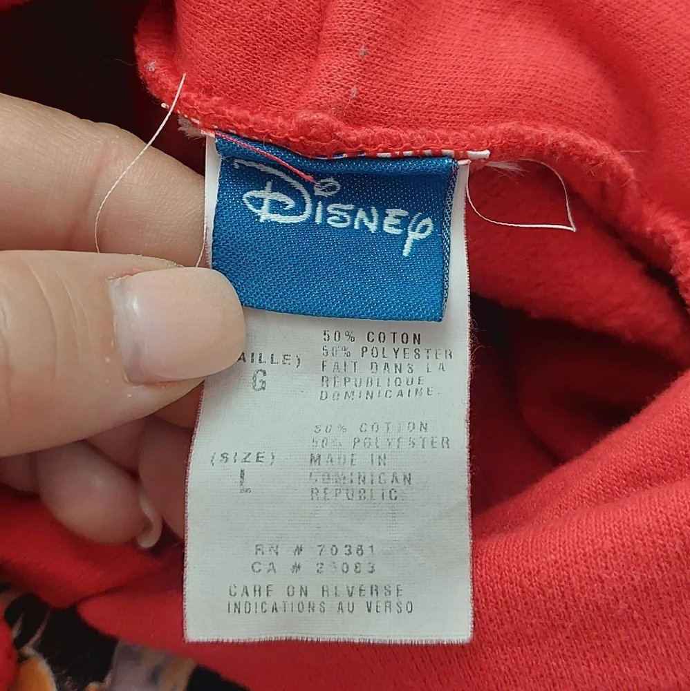 Disney Adult Size Large Hoodie Pullover Red 2010 Goofy Mickey Donald Pluto FLAW - Picture 6 of 10